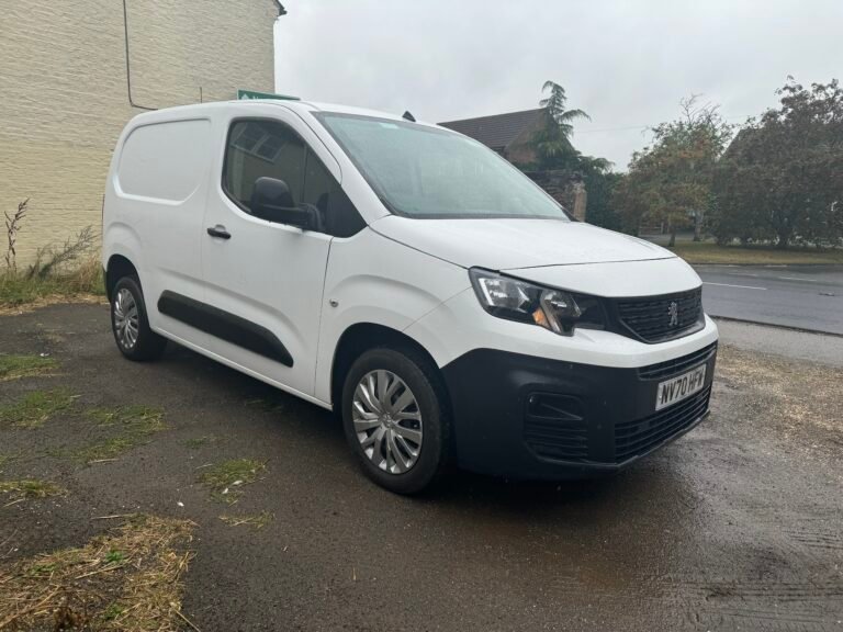 2021 70 Peugeot Partner 1.5 BlueHDi 1000 Professional