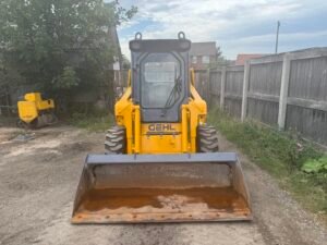 2013 Gehl 5240E Skid steer Loader c/w Bucket