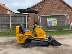 BRAND NEW Newrick 360 Tracked Skid steer Loader