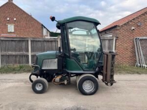 2007 07 Hayter LT324 Triple Gang Ride-On Lawnmower