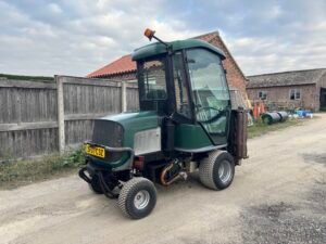 2007 07 Hayter LT324 Triple Gang Ride-On Lawnmower