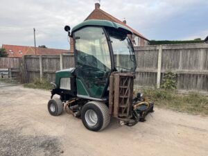 2007 07 Hayter LT324 Triple Gang Ride-On Lawnmower
