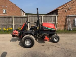 2004 Jacobsen 305 Fairway 5 Gang Mower