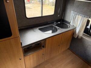 2004 Mercedes Atego 815 7.5T Horsebox