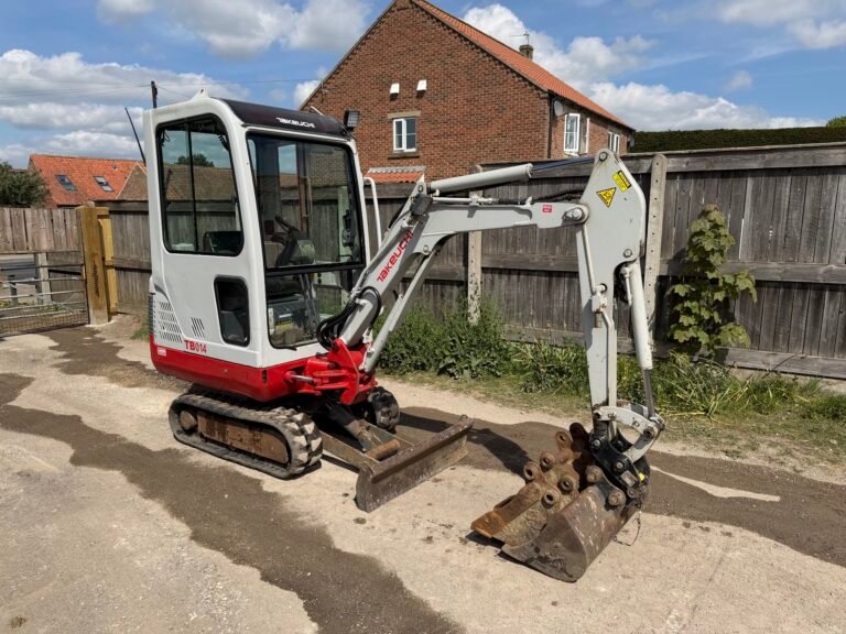 2007 Takeuchi TB014 1.5 Tonne Mini Digger Excavator
