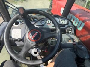2010 Manitou MLT627 Turbo PUH c/w Bucket